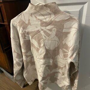 Tahari Beige and Cream Knit Top